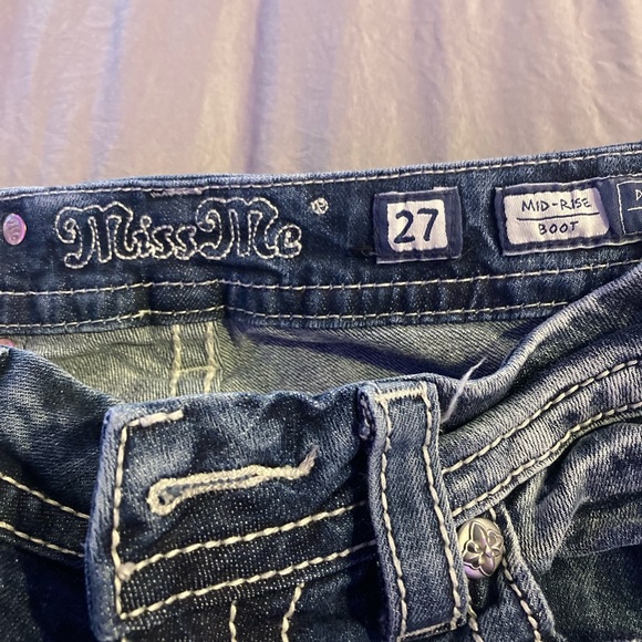 Miss Me Boot Cut Jeans size 27 - Picture 2 of 3